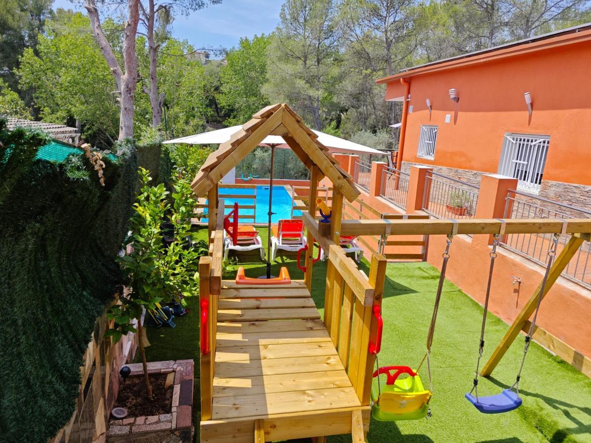 Willa Relax House Barcelone Sant Esteve Sesrovires Zewnętrze zdjęcie