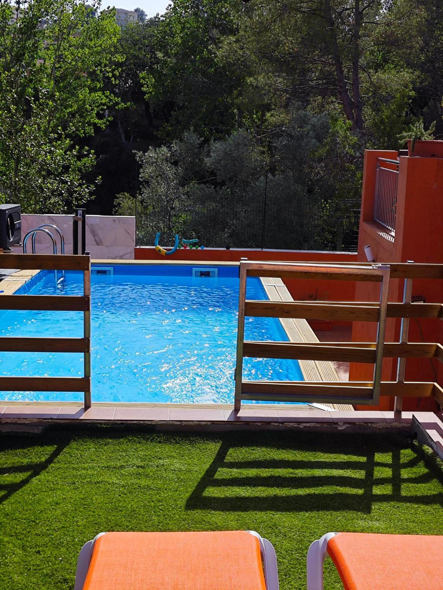 Willa Relax House Barcelone Sant Esteve Sesrovires Zewnętrze zdjęcie