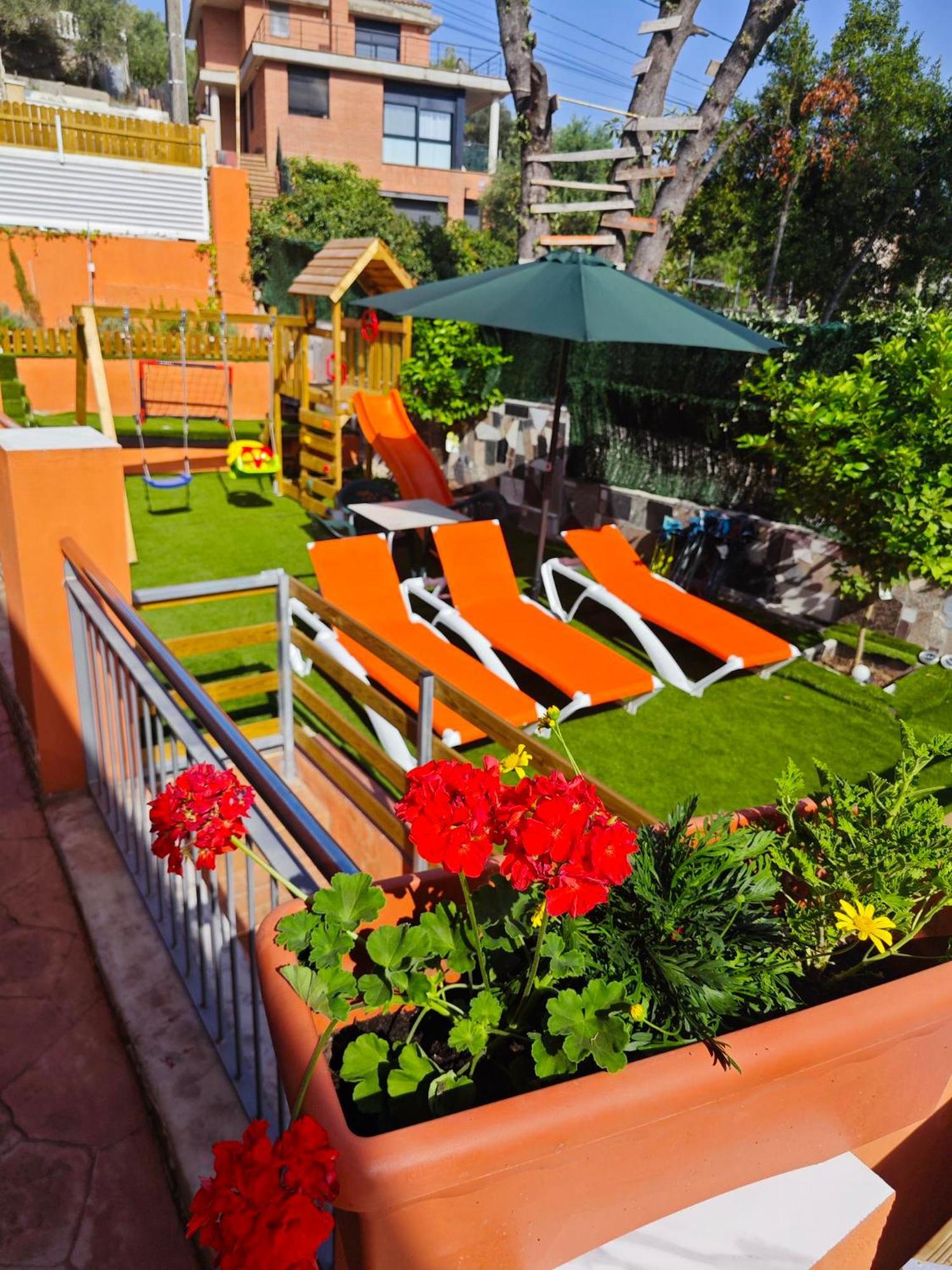 Willa Relax House Barcelone Sant Esteve Sesrovires Zewnętrze zdjęcie