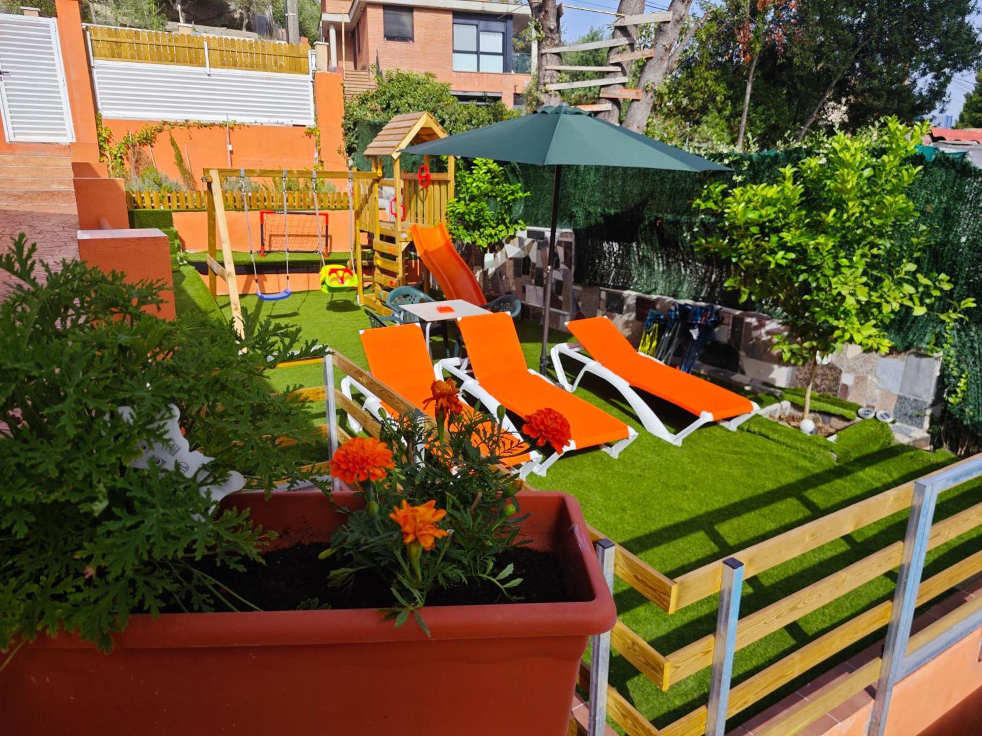 Willa Relax House Barcelone Sant Esteve Sesrovires Zewnętrze zdjęcie